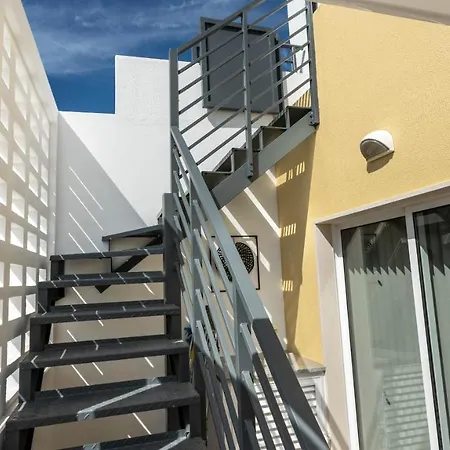 Amazing 2 Bedroom Penthouse Wpcb34