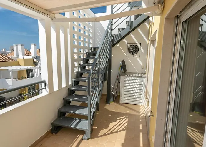 Amazing 2 Bedroom Penthouse Wpcb34 *